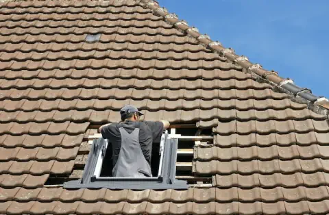 Pose de velux - Pourcieux